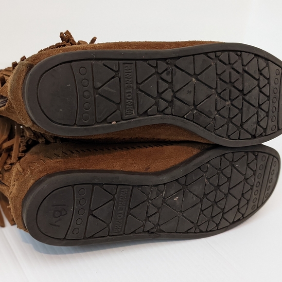 Minnetonka boots size 8 - Picture 6 of 9